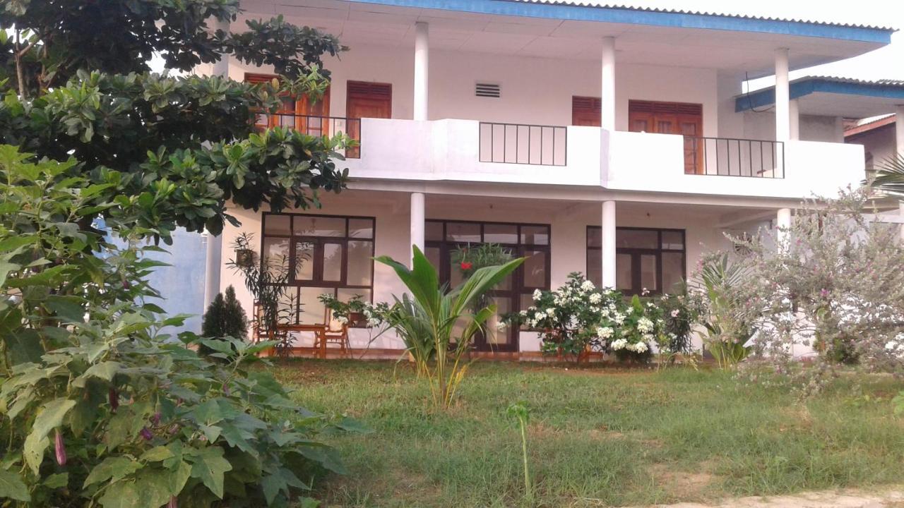 Masha Beach Inn Tangalle Exterior photo