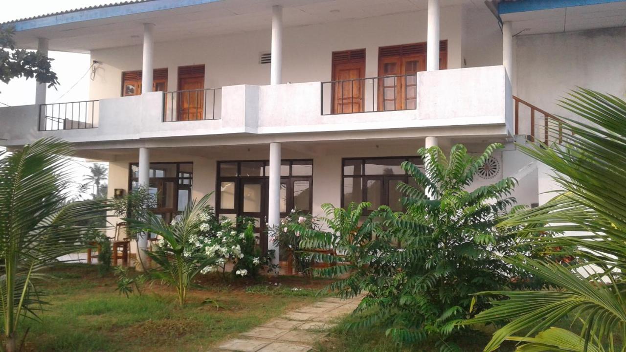 Masha Beach Inn Tangalle Exterior photo